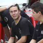 SINIESTRO. Bomberos argentinos lloran por la muerte de sus compaeros durante el incendio en el barrio de Barracas.