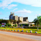 COMPETENCIA. La planta de Itacamba en la poblacin de Puerto Surez.