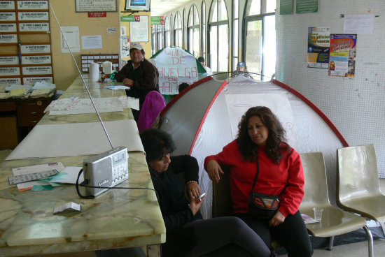 HUELGA. Trabajadores protestan.