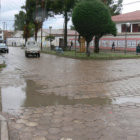 DESCUIDO. La mayor parte de las calles de la zona San Pablo son de adoquines que se encuentran en mal estado y requieren mantenimiento.