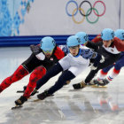 El canadiense Charles Hamelin fue el vencedor de los 1.500 en pista corta.