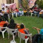 ESCUELA. Los alumnos pasan clases en el jardn de la Casa de la Cultura.