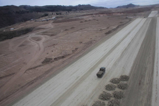 INFRAESTRUCTURA. El nuevo aeropuerto para Sucre se construye en el municipio de Zudez.