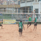 Un pasaje del partido final entre las duplas Heredia-Barrn y Calvo-Calvo.