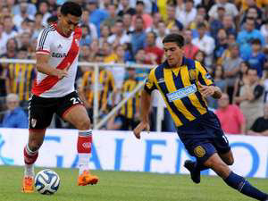 El empate entre River Plate y Rosario Central dej a Estudiantes en la punta.