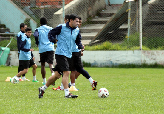 Los jugadores celestes de Bolvar saben que no deben perder ante el cuadro mexicano del Len.