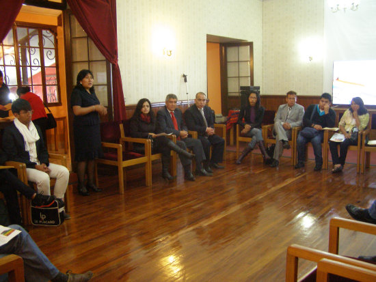 CONVERSATORIO. Los periodistas de Sucre recibieron informacin sobre la ley.