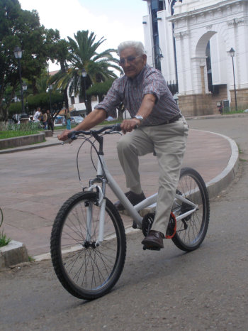 BICICLETA. Patentada por Ren Ailln