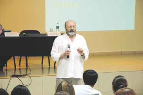 El acadmico y periodista espaol Xavier Giro.