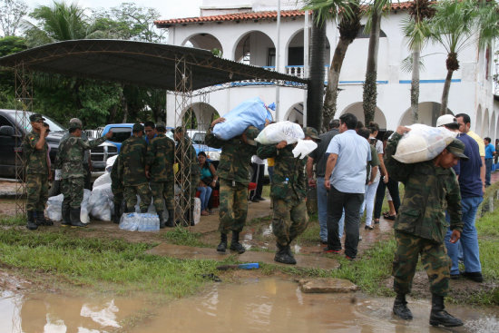 BENI. Gobierno comenz a hacer llegar ayuda a los afectados por las lluvias.