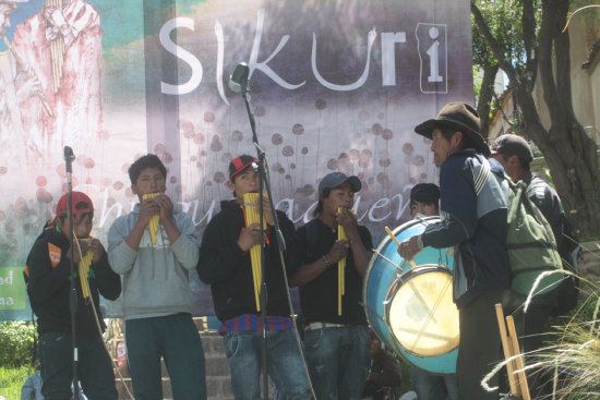 SIKURIS. Participaron del Festival.