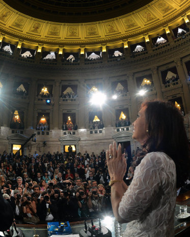 ACTO. La mandataria argentina en un acto de masas en Buenos Aires.