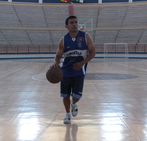 El capitalino Carlos Romero formar parte de la seleccin de bsquetbol para los Odesur de Chile.