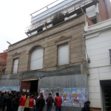 CLANDESTINA: Propietarios demolieron una vivienda patrimonial y construyeron un edificio sin contar con planos aprobados.