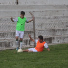 El decano del balompi chuquisaqueo hizo ftbol ayer, en el estadio Sucre.