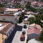 CORTADA. La calle Urcullo no tiene continuidad a partir de la calle Bolvar.