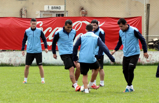 La academia pacea busca salir del bajn futbolstico.