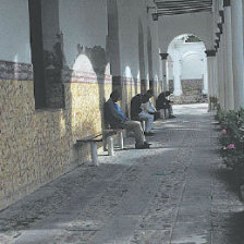 SOLEDAD. Los pacientes son dejados por sus familiares.