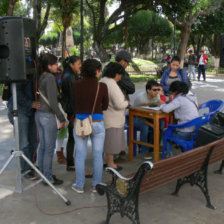 INCRIPCIN. Uno de los puntos fijos de inscripcin de militantes del MAS en la Plaza 25 de Mayo.