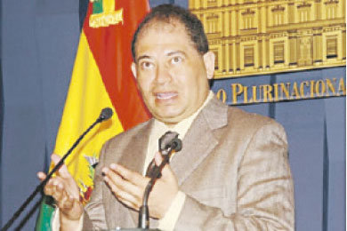 Informe. El ministro Carlos Romero.