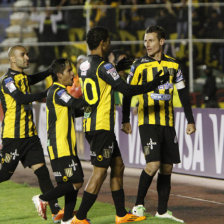 Una de las celebraciones del cuadro aurinegro de The Strongest.