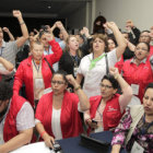 CELEBRACIN. Simpatizantes de Snchez Cern celebran el anuncio del Tribunal.