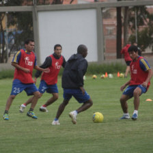 Parte del equipo acudi a la prctica de ayer, en El Bosquecillo.