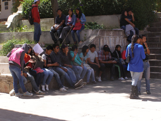 INTERMEDIO. Los estudiantes cesarn las medidas de presin.