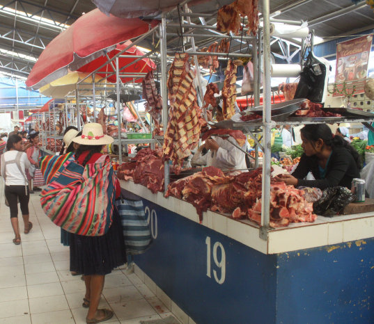 PRECIO. La carne no sufri incrementos de precio en los mercados de Sucre.