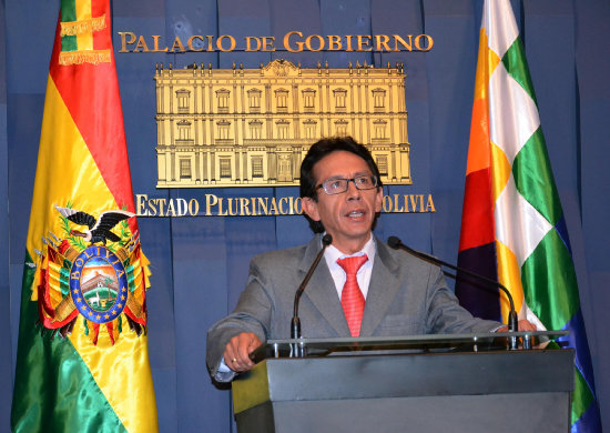 El ministro de Culturas, Pablo Groux.