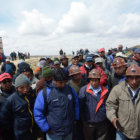 BLOQUEOS. Los cooperativistas mineros determinaron permanecer en diferentes rutas del pas.