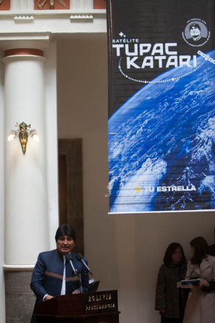 ACTO. El presidente Evo Morales inaugur ayer las operaciones comerciales del satlite.