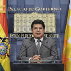 POSICIN. El ministro de Defensa, Rubn Saavedra, en conferencia de prensa.