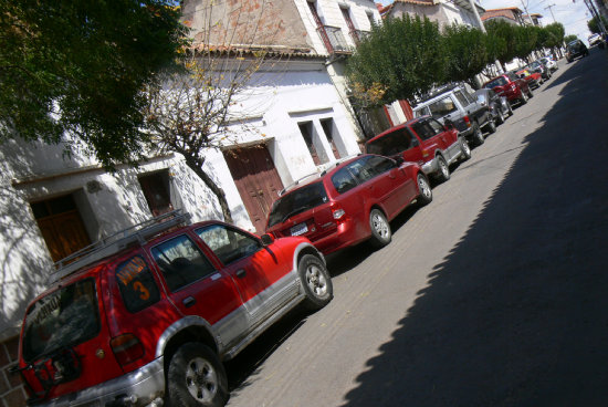 FILAS. El ltimo da se mantuvo las colas en los talleres de inspeccin tcnica vehicular