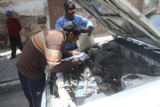 FILAS. El viernes concluy la inspeccion tcnica vehicular con bastante afluencia.