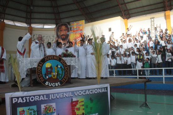 CELEBRACIN. Los jvenes catlicos de Sucre celebran la Jornada Mundial de la Juventud.