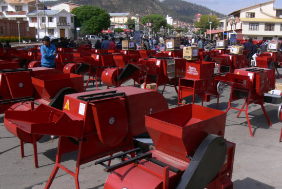 BENEFICIO. La administracin del equipo agrcola estar a cargo de las municipalidades.