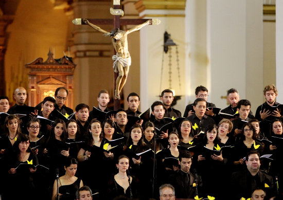 HONOR. La Sinfnica y el Coro de Bogot en el homenaje a Garca Marquez ayer.