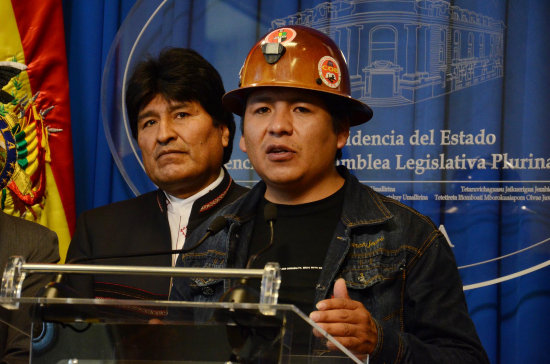 INFORME. El presidente Evo Morales y el dirigente de la COB Juan Carlos Trujillo, el lunes.