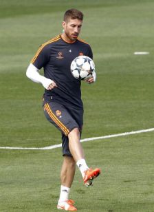 Sergio Ramos y Arjen Robben se vern las caras hoy, en Madrid.