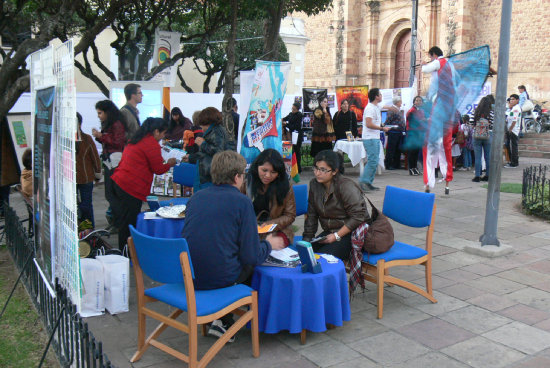 DIFUSIN. La actividad en la plaza Cochabamba.