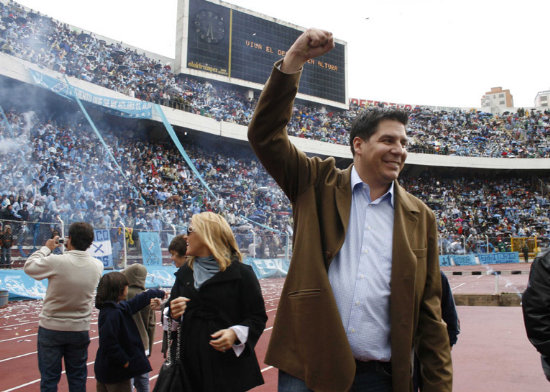 Marcelo Claure no descarta contratar refuerzos en caso de avanzar a la fase semifinal de la Copa Libertadores.