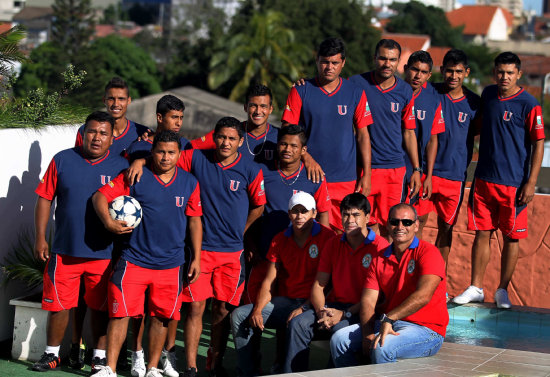 Los jugadores de la U quieren darle la alegra hoy a su hinchada.