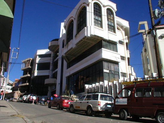 INSTITUCIONALIZACIN. Actualmente tres de las cuatro gerencias de COTES estn titularizadas.