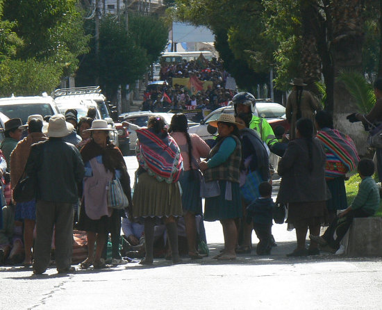 PROTESTA. Paps en pleno bloqueo.