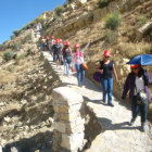 TURISMO. Los primeros grupos de visitantes disfrutan del nuevo recorrido en Cal Orck'o.