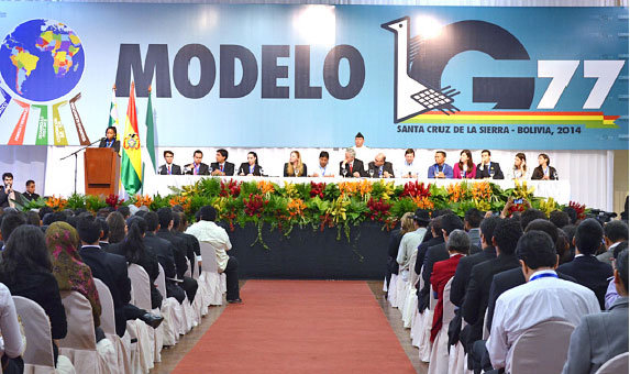 Evento. El vicepresidente Álvaro García Linera inauguró la cumbre modelo del G77 en Santa Cruz.