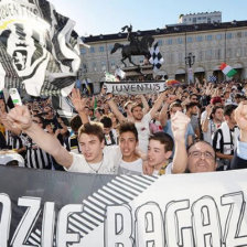 Juventus ganó el campeonato italiano tras la derrota del Roma.