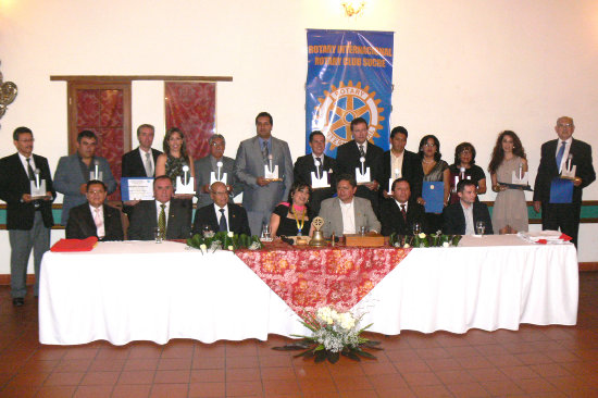 PREMIADOS. Los representantes de las diez empresas distinguidas anoche.