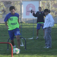 El plantel estudiantil de San Francisco Xavier tuvo una exigente labor fsica en la prctica vespertina de ayer, en la cancha de El Bosquecillo.